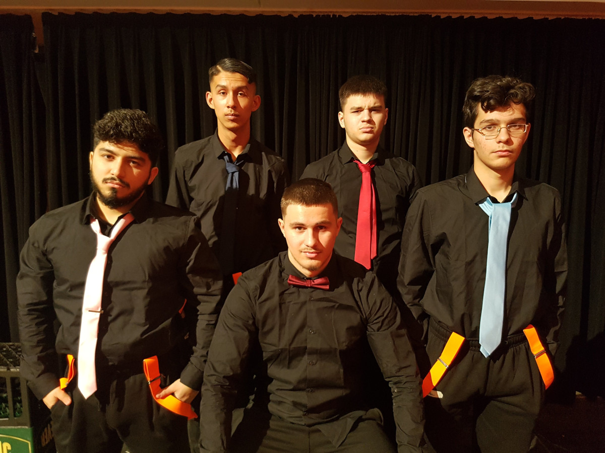 Ensemble schwarz